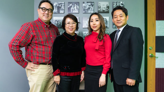 뉴스매거진 1201 사진 3 – 시카고한인회 신임 임원단