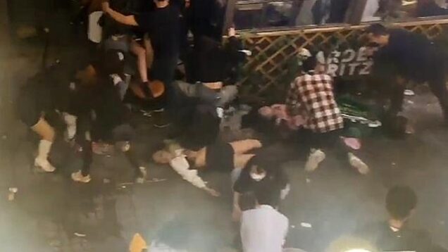 b19d98e6-e55c-4351-b736-804a984bb83c